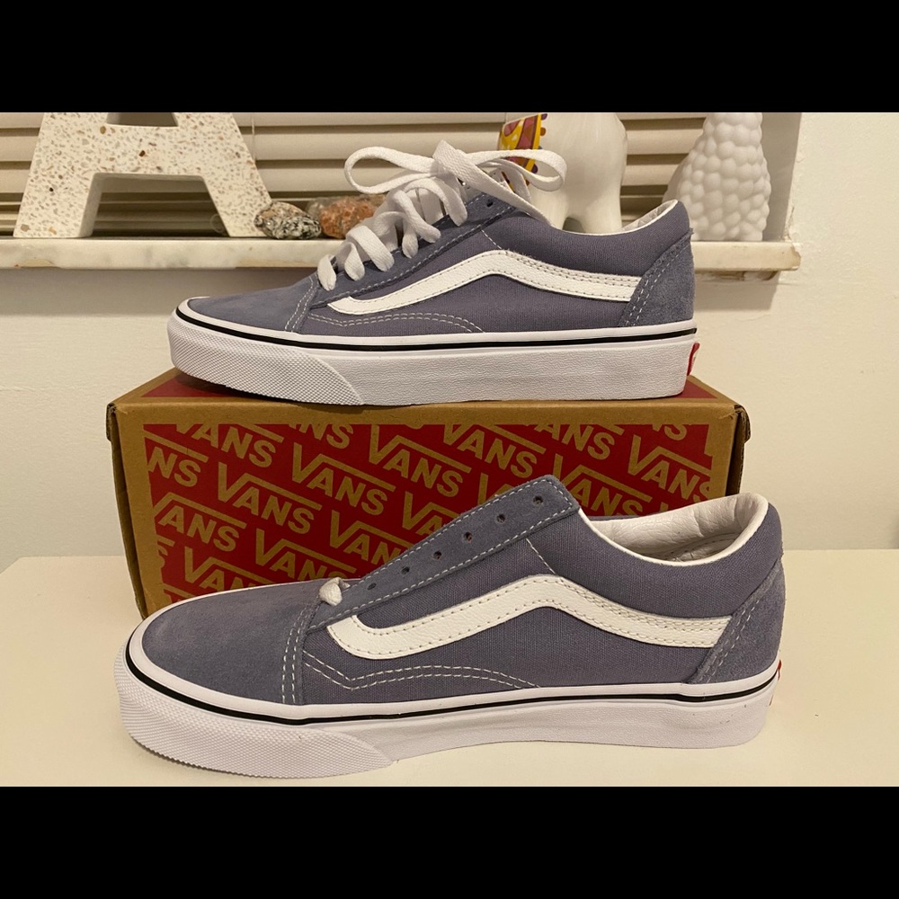 Vans Old School BRAND NEW - size 6